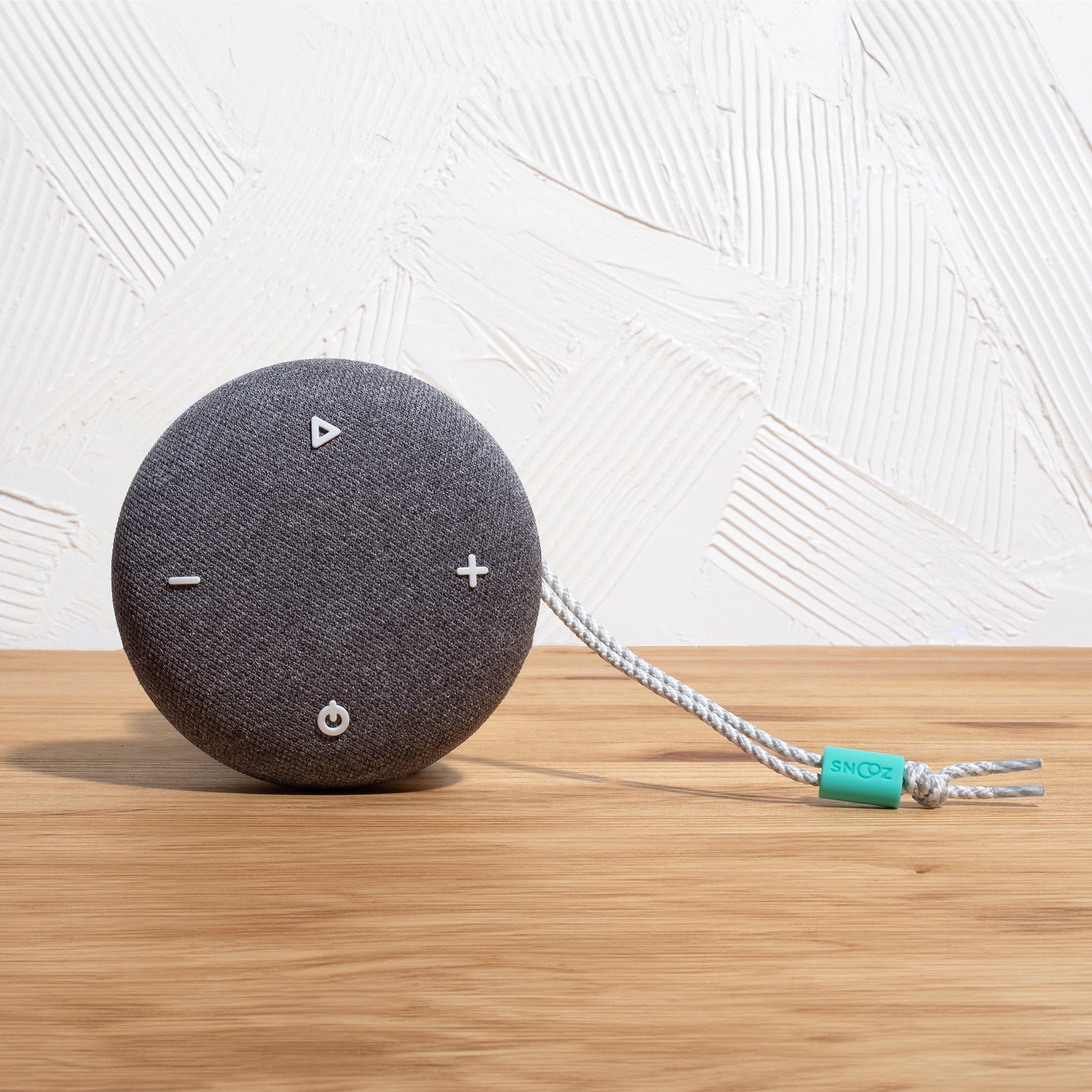 Snooz Go Travel White Noise Machine